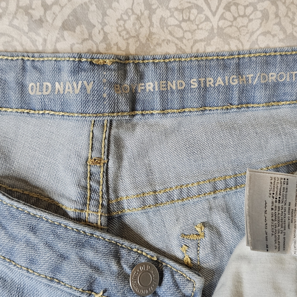 Chic Women's Light Blue Boyfriend Jeans